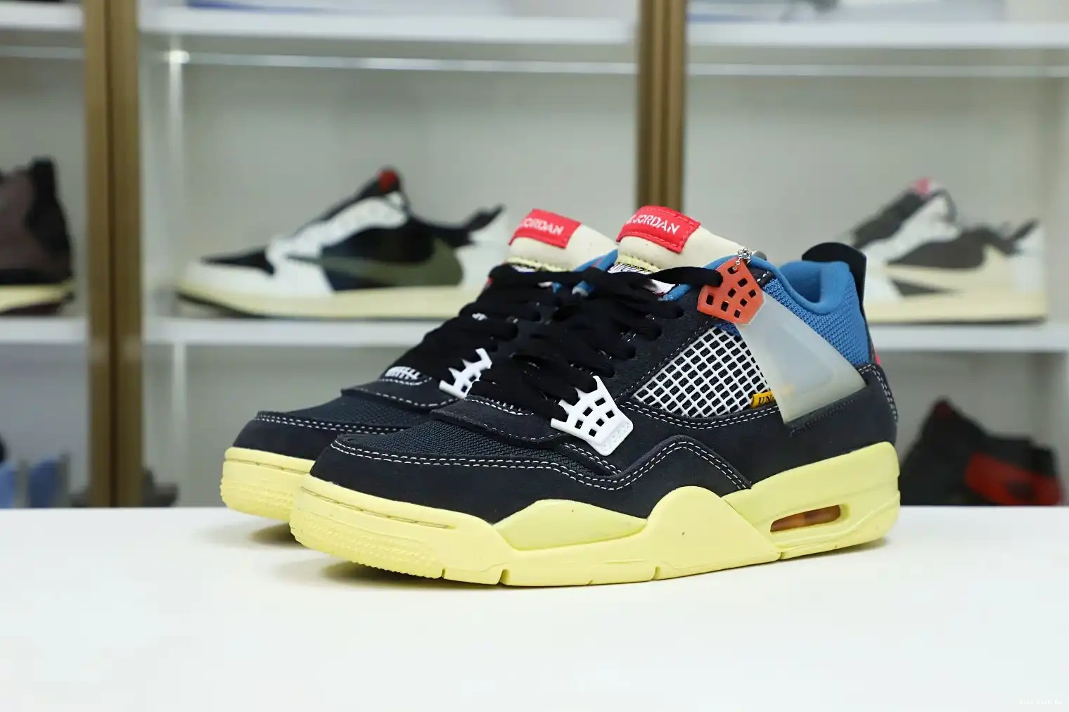 Kimikick LA 4 RETRO JORDAN AIR 'OFF X NOIR' UNION 0724